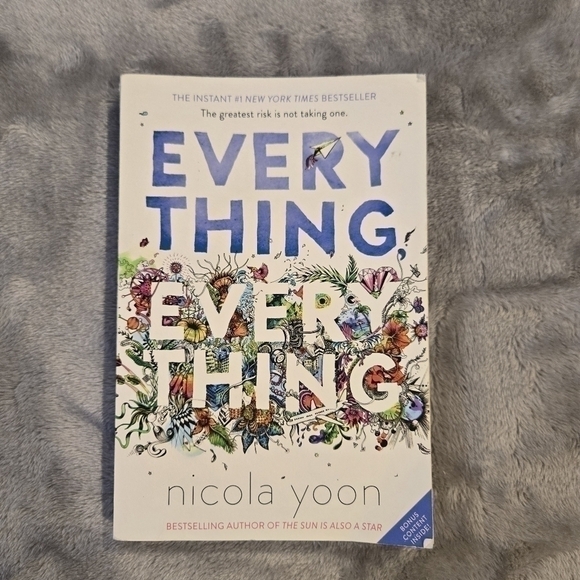 Everything Everything by Nicola Yoon softback book - Picture 1 of 4